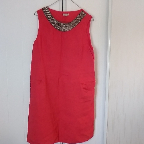 Stylish Red Dress - Picture 2 of 5